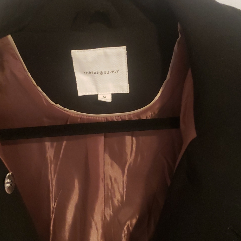 Coat - Picture 4 of 6